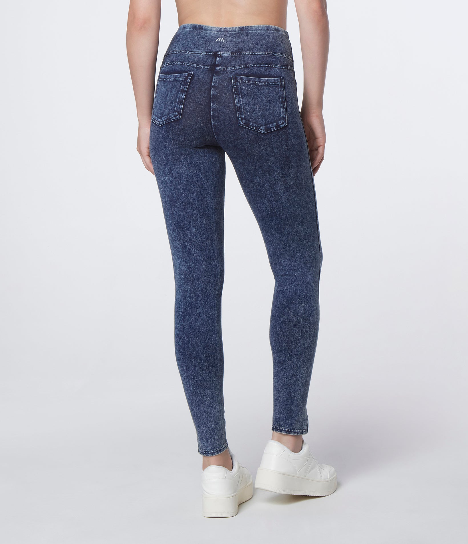 7/8 Denim Jegging With Forward Vents