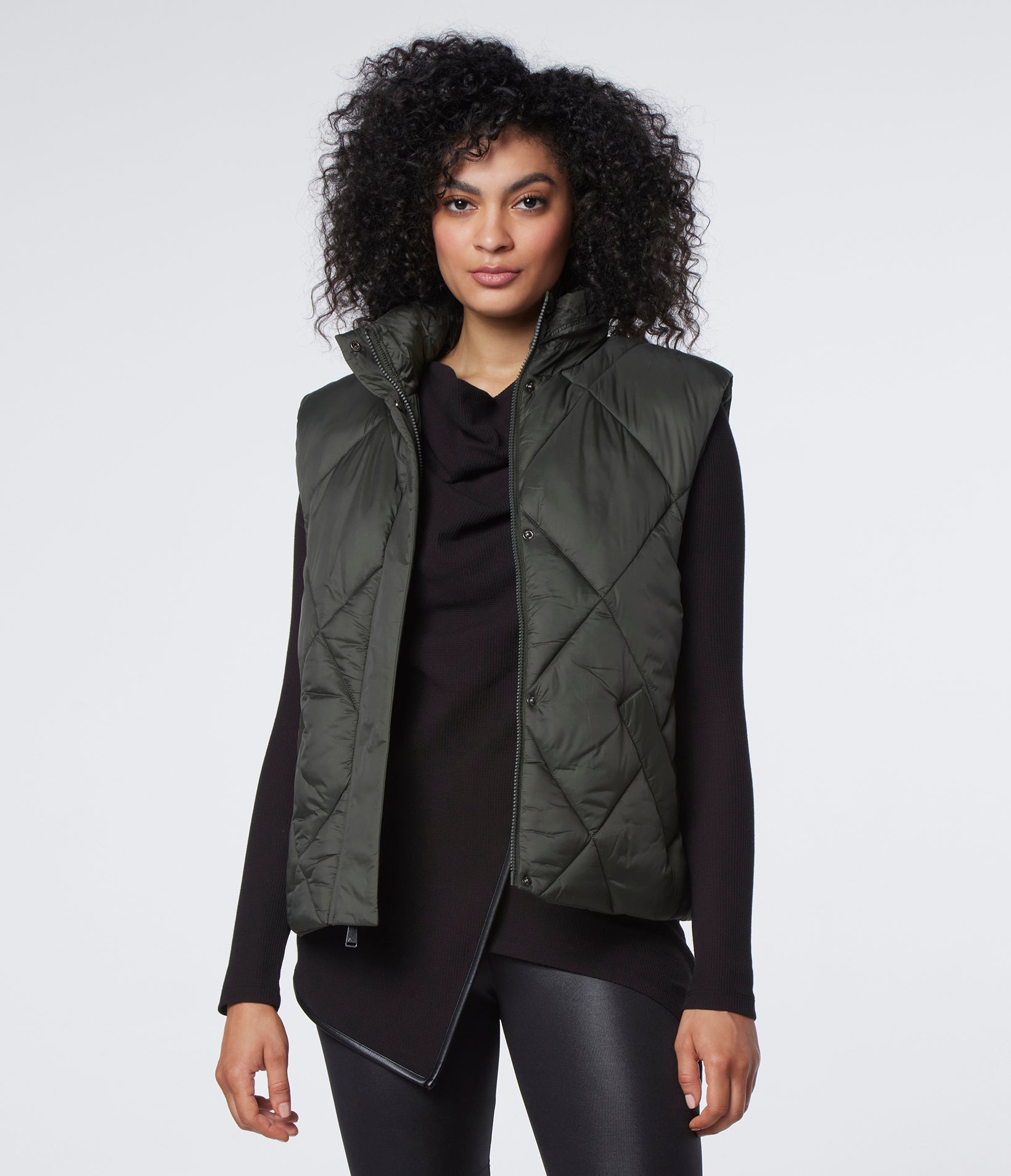 Andrew Marc Women s Quilted Puffer Vest